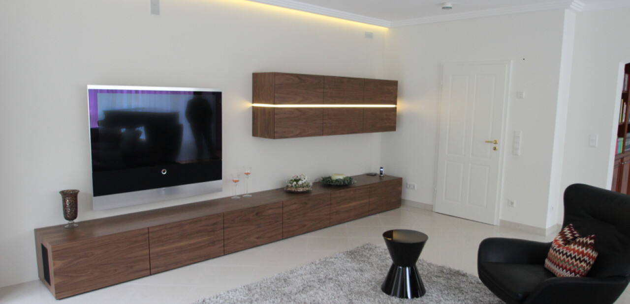 Klasse im Möbelbau vom Schreinermeister Klasse im Möbelbau vom Schreinermeister